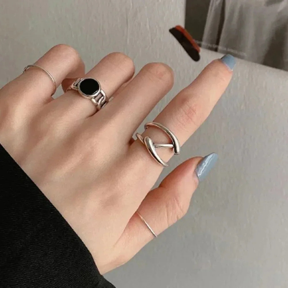 Minimalist 925 Sterling Silver Twist Ring Black Circle Ring Geometric Ring